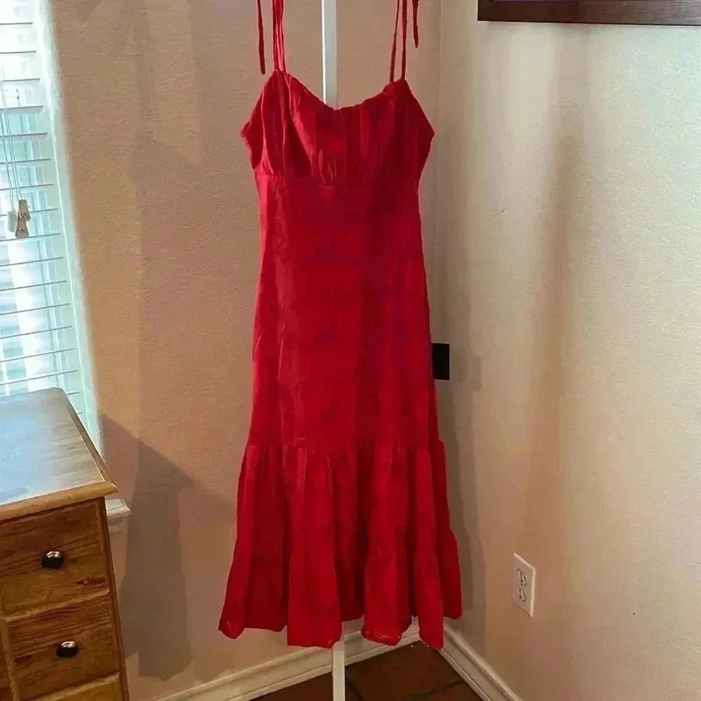 NWT Lulus size large red dress Pit to pit 18” stretches to 20”